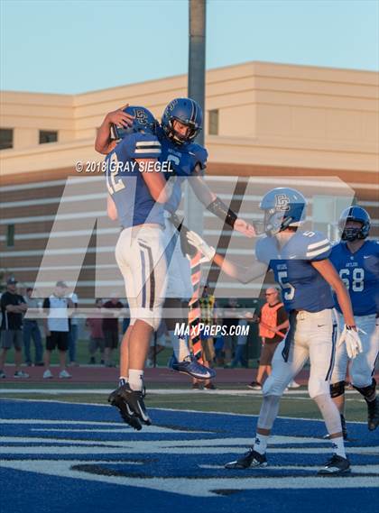 Thumbnail 3 in Edmond Memorial @ Deer Creek photogallery.