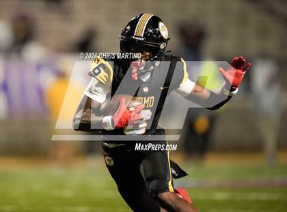 Thumbnail 1 in Northwestern vs Irmo (SCHSL 5A Division 2 Final)  photogallery.