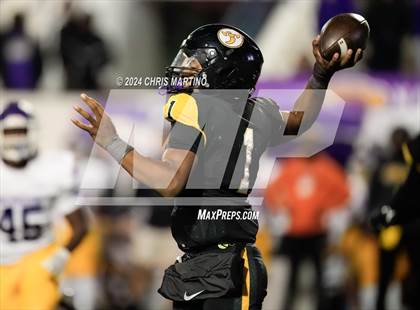 Thumbnail 1 in Northwestern vs Irmo (SCHSL 5A Division 2 Final)  photogallery.