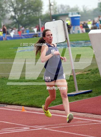 Thumbnail 3 in CHSAA 4A Finals (1600 Meter) photogallery.