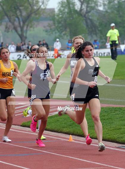 Thumbnail 2 in CHSAA 4A Finals (1600 Meter) photogallery.