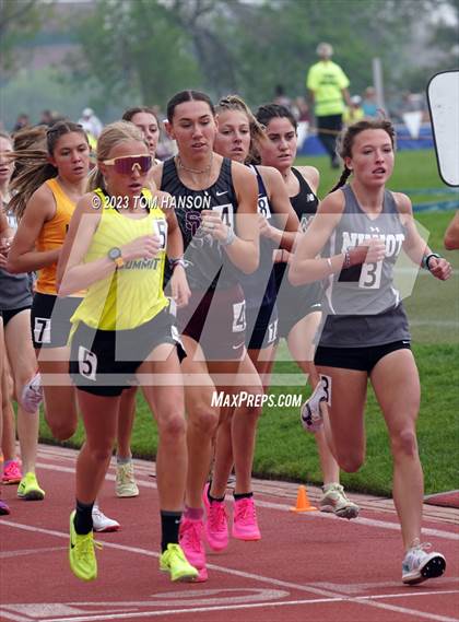 Thumbnail 3 in CHSAA 4A Finals (1600 Meter) photogallery.