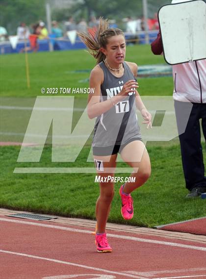 Thumbnail 3 in CHSAA 4A Finals (1600 Meter) photogallery.