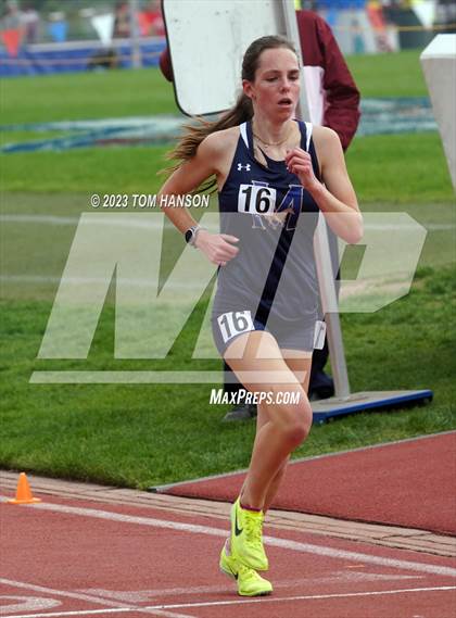 Thumbnail 2 in CHSAA 4A Finals (1600 Meter) photogallery.