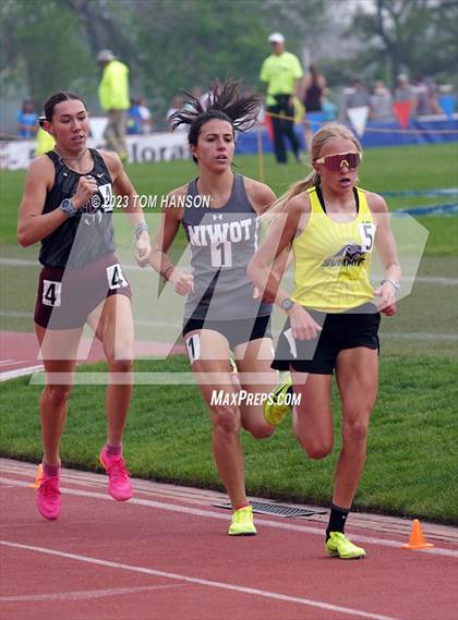 Thumbnail 2 in CHSAA 4A Finals (1600 Meter) photogallery.