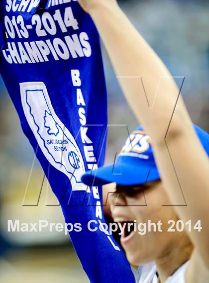 Thumbnail 1 in Modesto Christian vs Florin (CIF SJS D3 Final) photogallery.