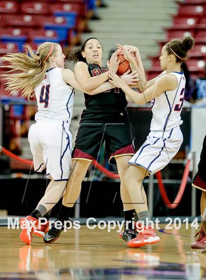 Thumbnail 3 in Modesto Christian vs Florin (CIF SJS D3 Final) photogallery.