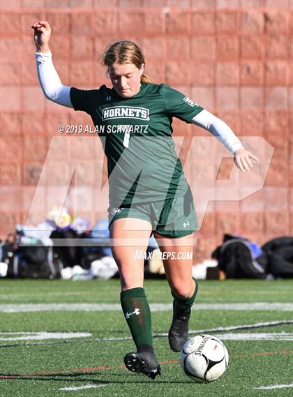 Thumbnail 2 in Monroe-Woodbury vs. Fayetteville-Manlius (NYSPHSAA Class AA Final) photogallery.