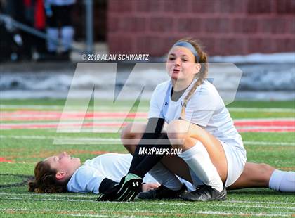 Thumbnail 3 in Monroe-Woodbury vs. Fayetteville-Manlius (NYSPHSAA Class AA Final) photogallery.
