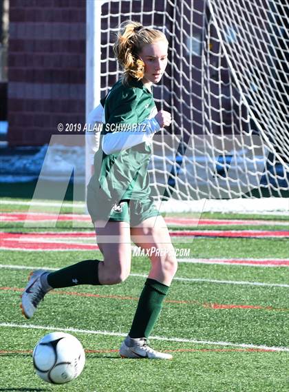 Thumbnail 3 in Monroe-Woodbury vs. Fayetteville-Manlius (NYSPHSAA Class AA Final) photogallery.
