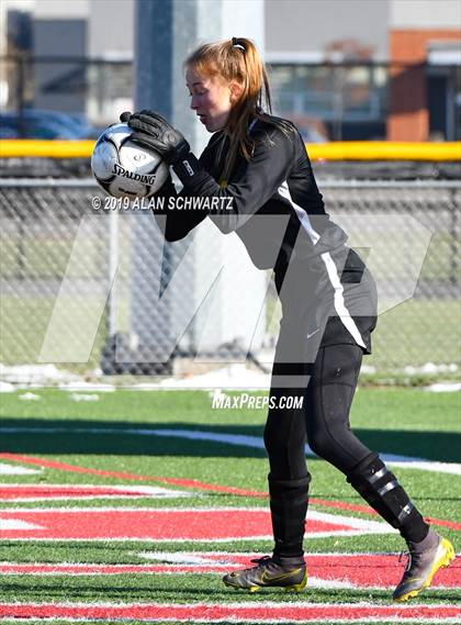 Thumbnail 3 in Monroe-Woodbury vs. Fayetteville-Manlius (NYSPHSAA Class AA Final) photogallery.
