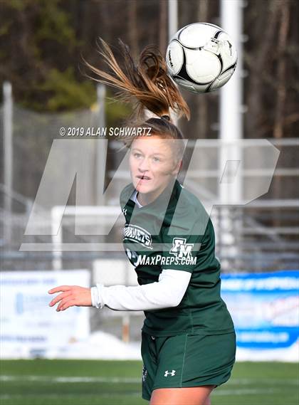 Thumbnail 3 in Monroe-Woodbury vs. Fayetteville-Manlius (NYSPHSAA Class AA Final) photogallery.