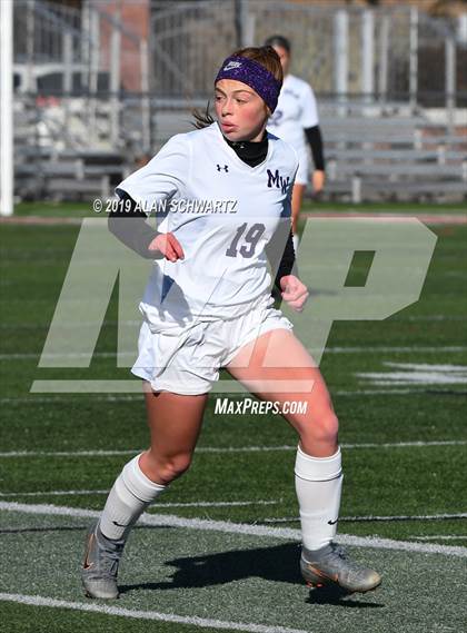 Thumbnail 2 in Monroe-Woodbury vs. Fayetteville-Manlius (NYSPHSAA Class AA Final) photogallery.