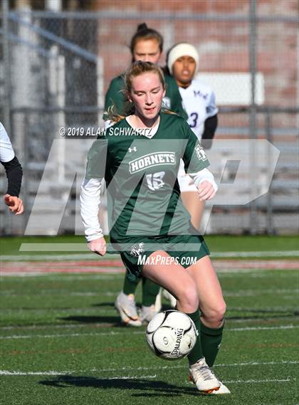 Thumbnail 2 in Monroe-Woodbury vs. Fayetteville-Manlius (NYSPHSAA Class AA Final) photogallery.