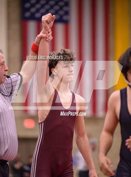 Thumbnail 2 in CIF SDS Division IV Championship photogallery.