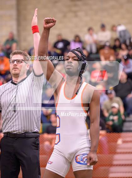 Thumbnail 2 in CIF SDS Division IV Championship photogallery.