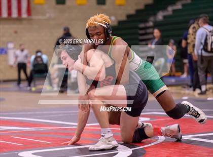 Thumbnail 3 in CIF SDS Division IV Championship photogallery.