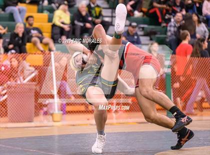 Thumbnail 2 in CIF SDS Division IV Championship photogallery.