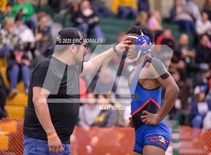 Thumbnail 2 in CIF SDS Division IV Championship photogallery.