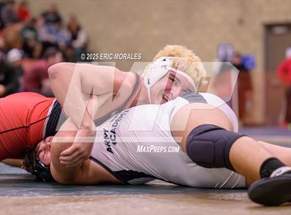 Thumbnail 2 in CIF SDS Division IV Championship photogallery.