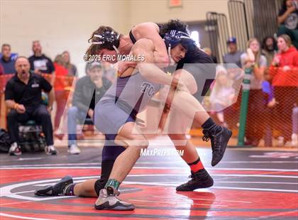 Thumbnail 2 in CIF SDS Division IV Championship photogallery.