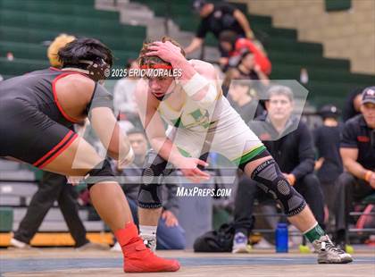 Thumbnail 1 in CIF SDS Division IV Championship photogallery.