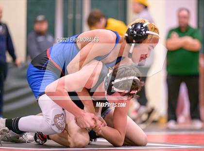 Thumbnail 1 in CIF SDS Division IV Championship photogallery.