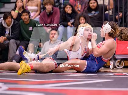 Thumbnail 3 in CIF SDS Division IV Championship photogallery.