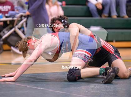 Thumbnail 2 in CIF SDS Division IV Championship photogallery.