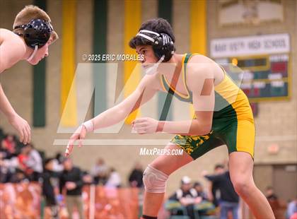 Thumbnail 1 in CIF SDS Division IV Championship photogallery.