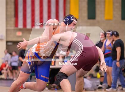 Thumbnail 1 in CIF SDS Division IV Championship photogallery.