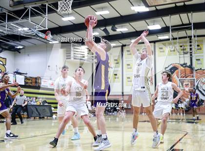 Thumbnail 1 in Lee's Summit vs. Blue Springs (MSHSAA Sectional Playoff) photogallery.