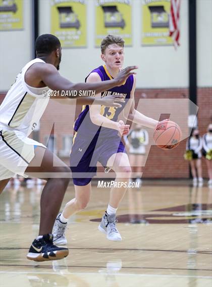Thumbnail 2 in Lee's Summit vs. Blue Springs (MSHSAA Sectional Playoff) photogallery.