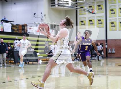 Thumbnail 1 in Lee's Summit vs. Blue Springs (MSHSAA Sectional Playoff) photogallery.