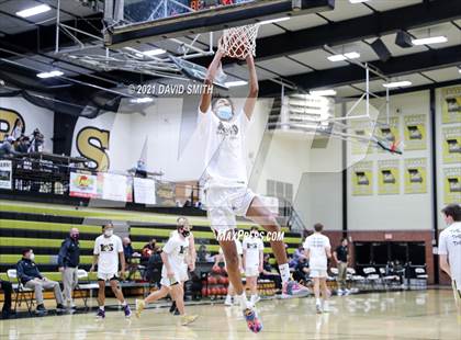 Thumbnail 2 in Lee's Summit vs. Blue Springs (MSHSAA Sectional Playoff) photogallery.