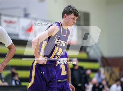 Thumbnail 2 in Lee's Summit vs. Blue Springs (MSHSAA Sectional Playoff) photogallery.