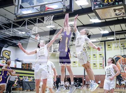 Thumbnail 2 in Lee's Summit vs. Blue Springs (MSHSAA Sectional Playoff) photogallery.
