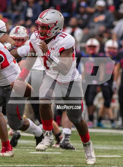 Thumbnail 3 in DeMatha vs. St. John's (WCAC Final) photogallery.