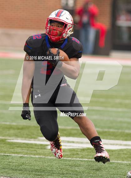 Thumbnail 3 in DeMatha vs. St. John's (WCAC Final) photogallery.