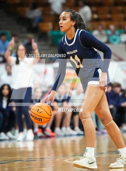 Thumbnail 2 in Mullen vs Windsor (CHSAA 5A Great 8) photogallery.