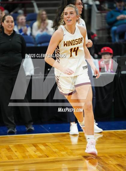 Thumbnail 3 in Mullen vs Windsor (CHSAA 5A Great 8) photogallery.