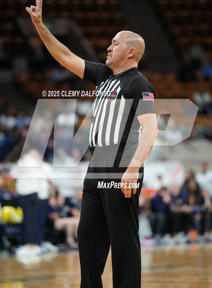 Thumbnail 3 in Mullen vs Windsor (CHSAA 5A Great 8) photogallery.