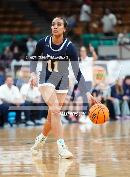 Thumbnail 1 in Mullen vs Windsor (CHSAA 5A Great 8) photogallery.