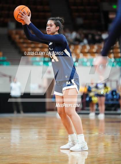 Thumbnail 1 in Mullen vs Windsor (CHSAA 5A Great 8) photogallery.