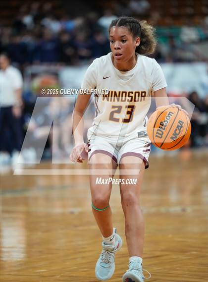 Thumbnail 3 in Mullen vs Windsor (CHSAA 5A Great 8) photogallery.