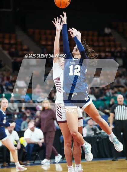 Thumbnail 2 in Mullen vs Windsor (CHSAA 5A Great 8) photogallery.