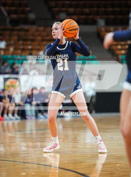 Thumbnail 2 in Mullen vs Windsor (CHSAA 5A Great 8) photogallery.