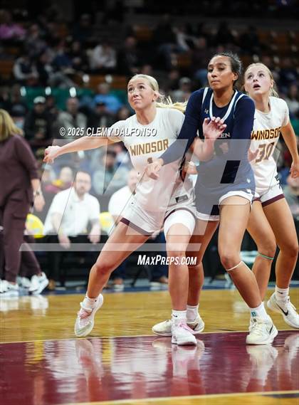 Thumbnail 2 in Mullen vs Windsor (CHSAA 5A Great 8) photogallery.