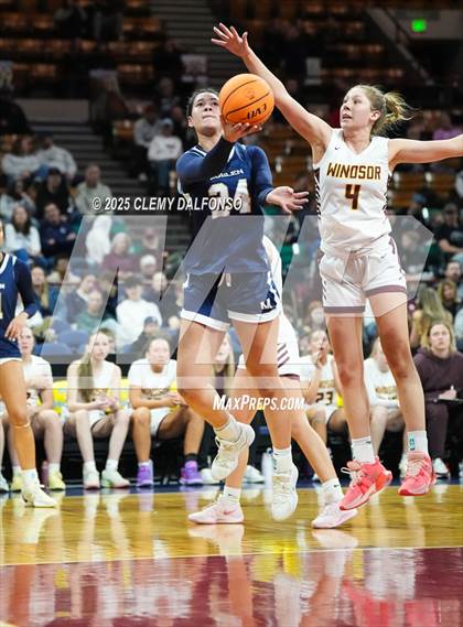 Thumbnail 2 in Mullen vs Windsor (CHSAA 5A Great 8) photogallery.