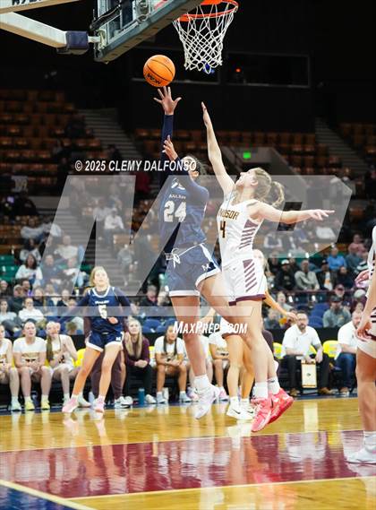 Thumbnail 3 in Mullen vs Windsor (CHSAA 5A Great 8) photogallery.